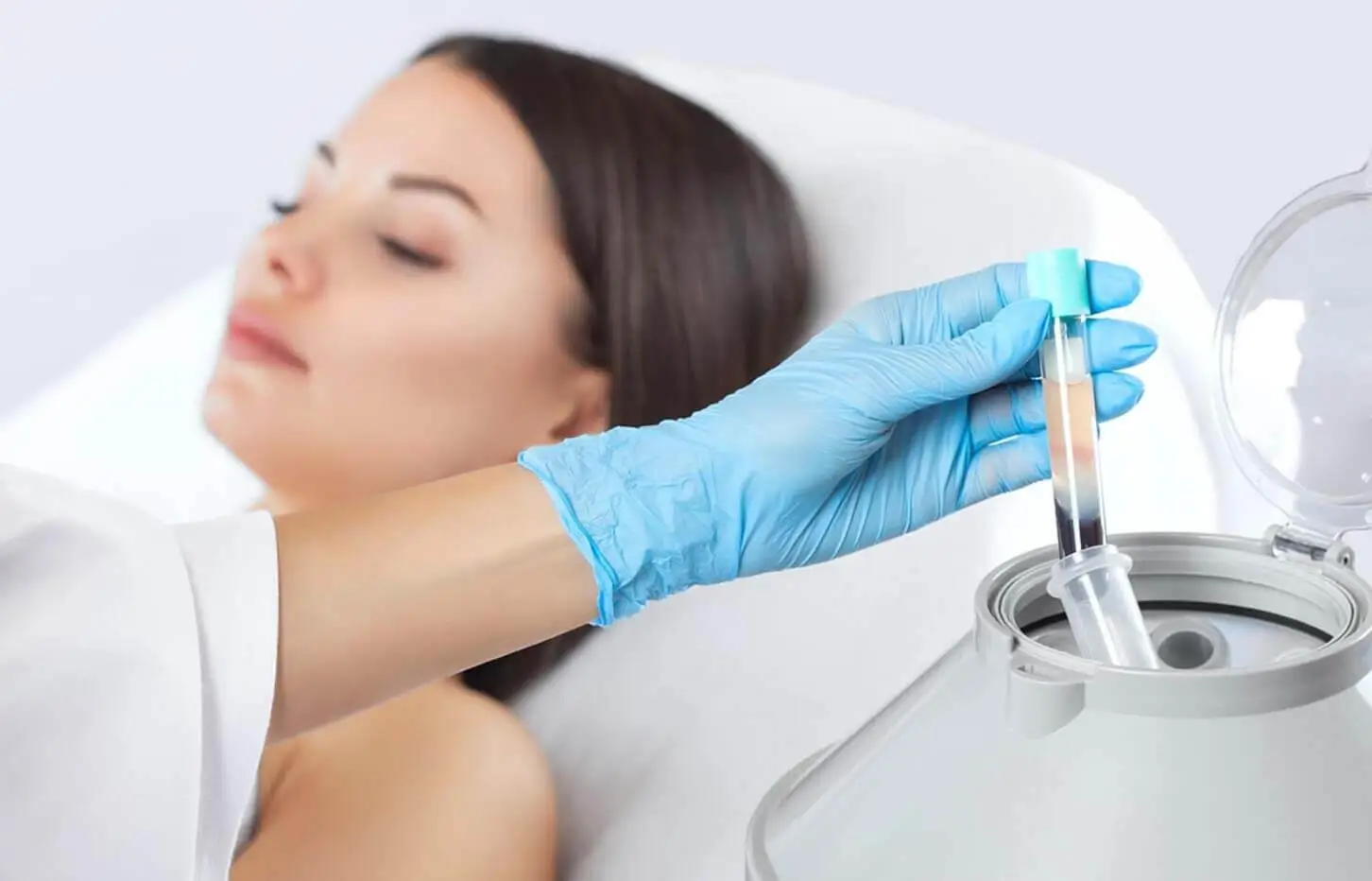 CosmoCare Clinic Dubai